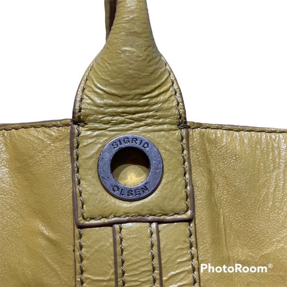 Sigrid Olsen - Large Yellow Patent Leather Tote, GUC - Picture 8 of 16